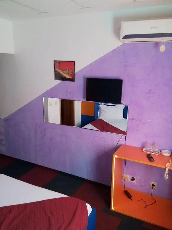 Hostel Oana Bucarest 0*,  Roumanie
