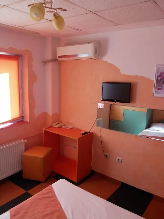 Hostel Oana 布加勒斯特